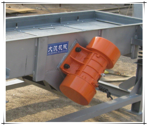 側掛式直線篩電機安裝方式 側掛式直線篩電機安裝方式